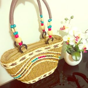 Straw handbag
